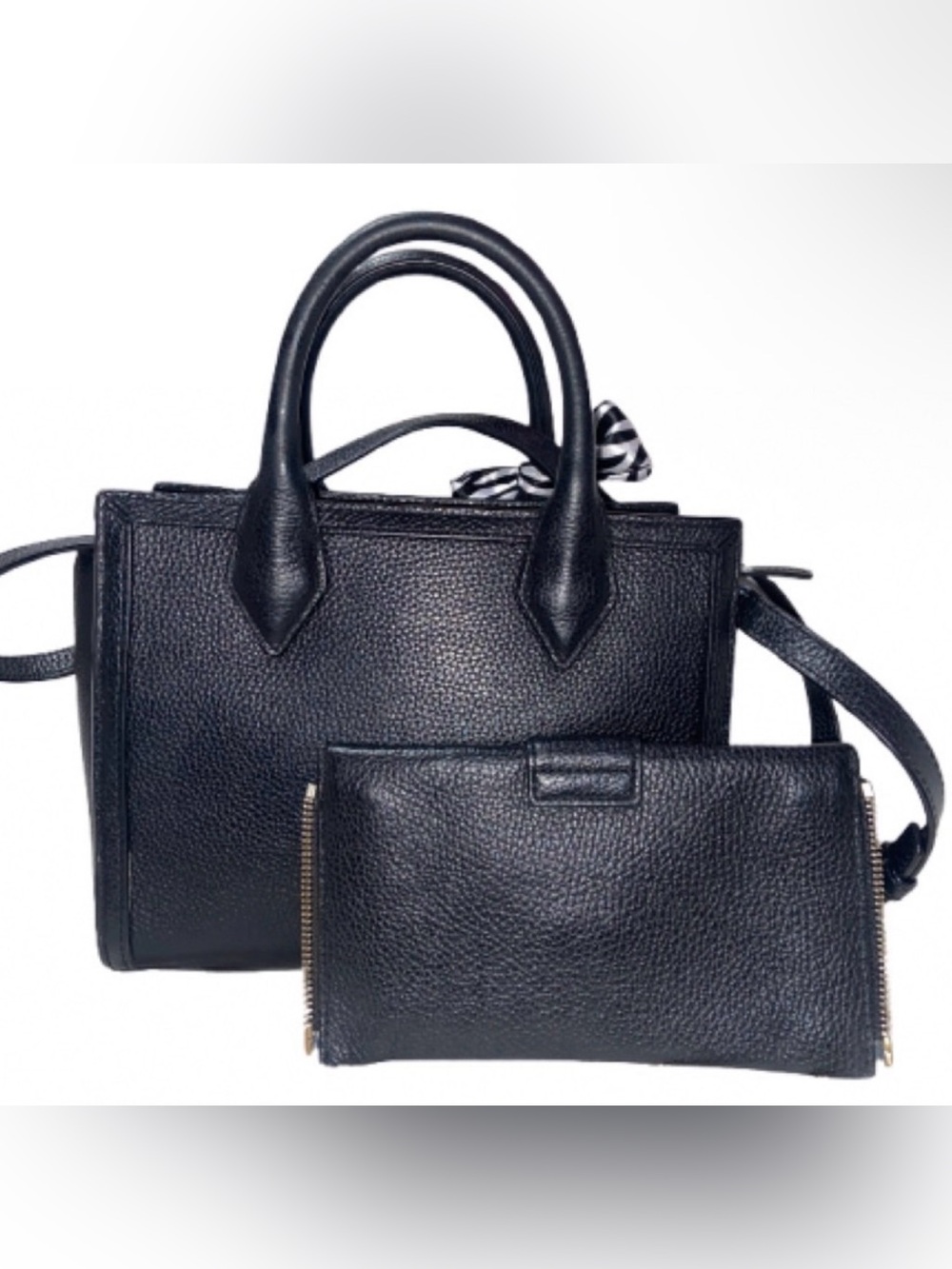 Henri Bendel Leather Black 2 in 1 Satchel w/removable crossbody - Picture 5 of 12